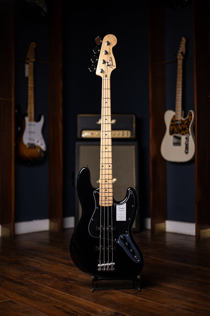 Fender Standard Jazz Bass - Black