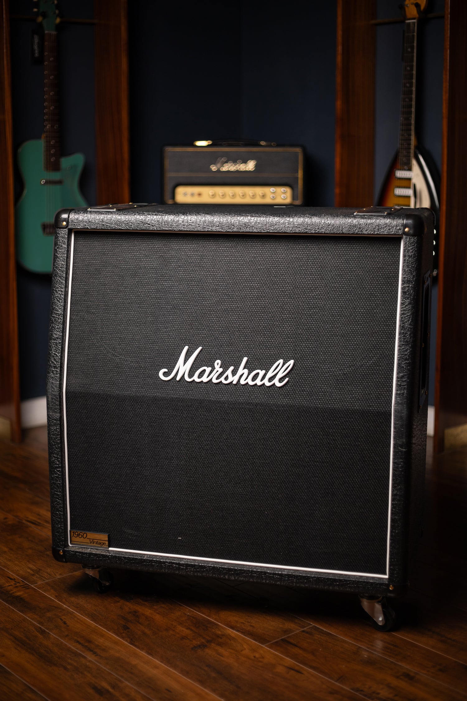 Marshall 280W 4x12" Switchable Mono / Stereo Angled Cabinet (Vintage) - Castors Included