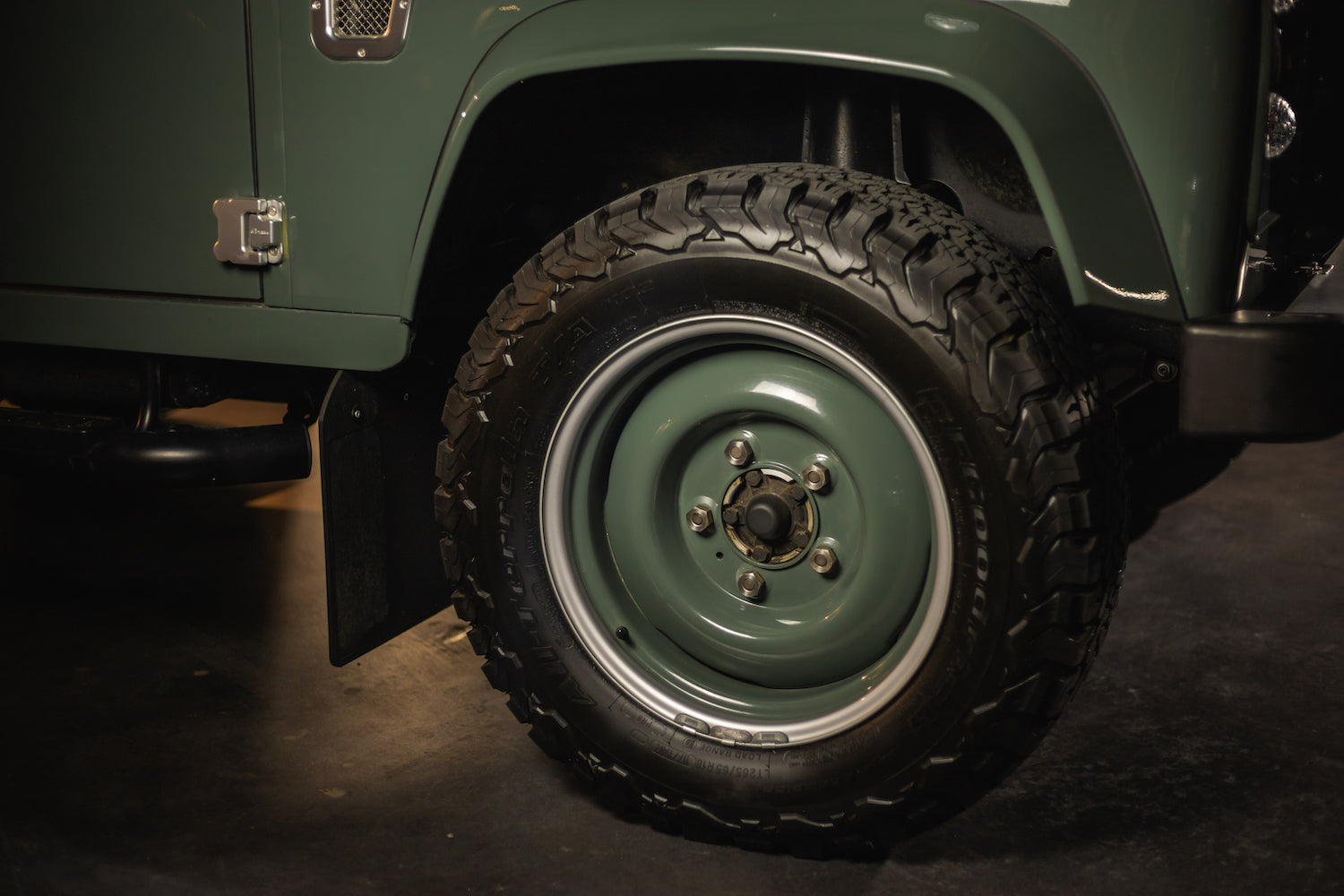 1996 Land Rover Defender 90 - Keswick Green