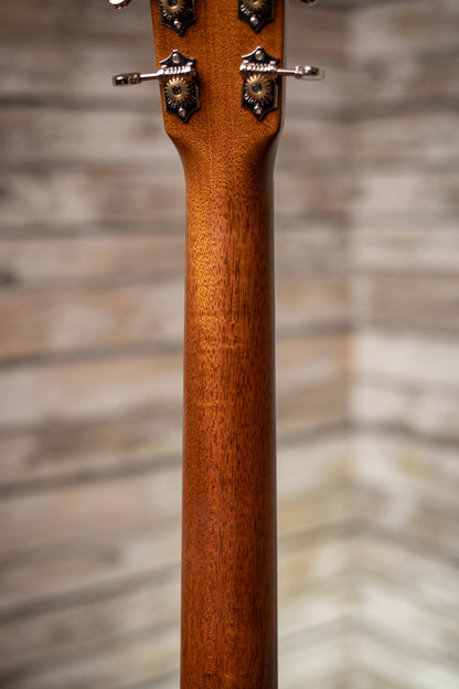 Martin 000-18 Acoustic Guitar - Natural