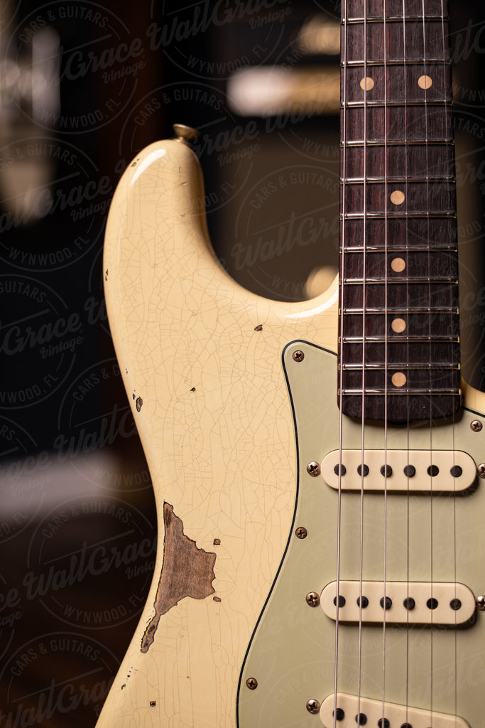 Fender Custom Shop '61 Stratocaster Heavy Relic Electric Guitar - Vintage White Over Sunburst