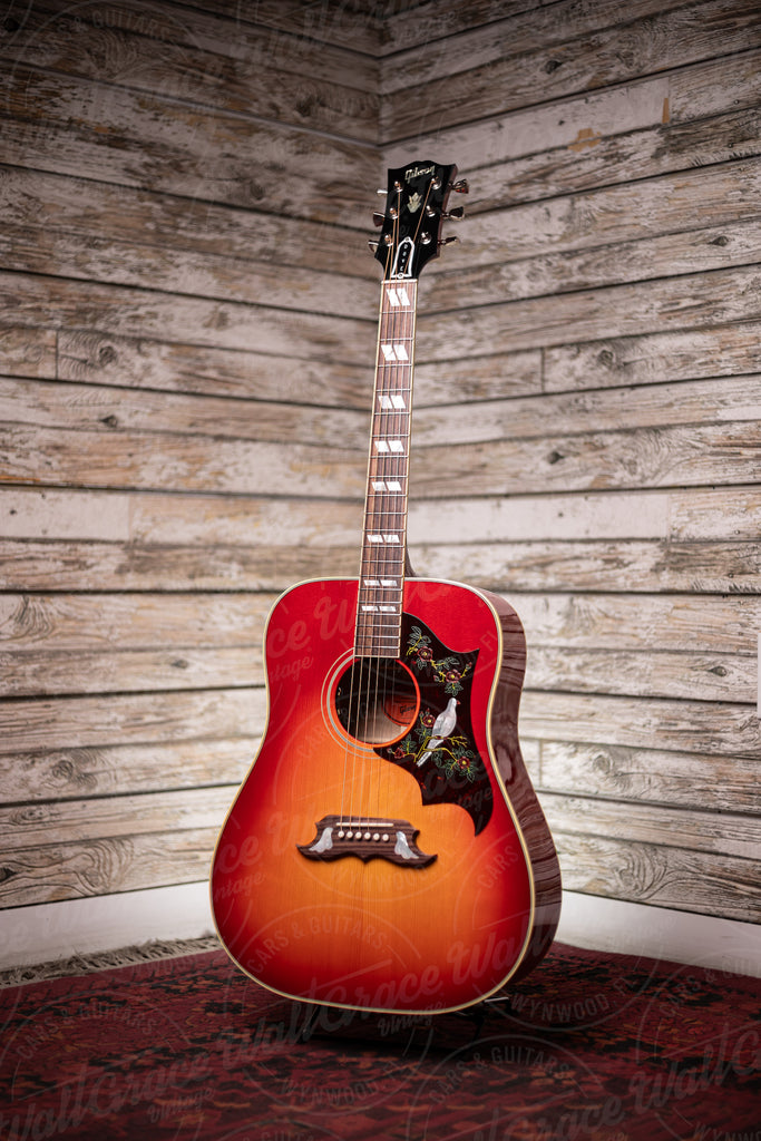 Gibson Dove Original Acoustic Guitar - Vintage Cherry Sunburst