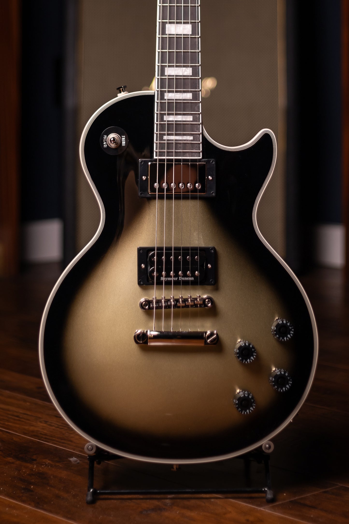 Epiphone - Adam Jones Les Paul Custom Art Collection: Korin Faught’s “Sensation”, Electric Guitar - Antique Silverburst