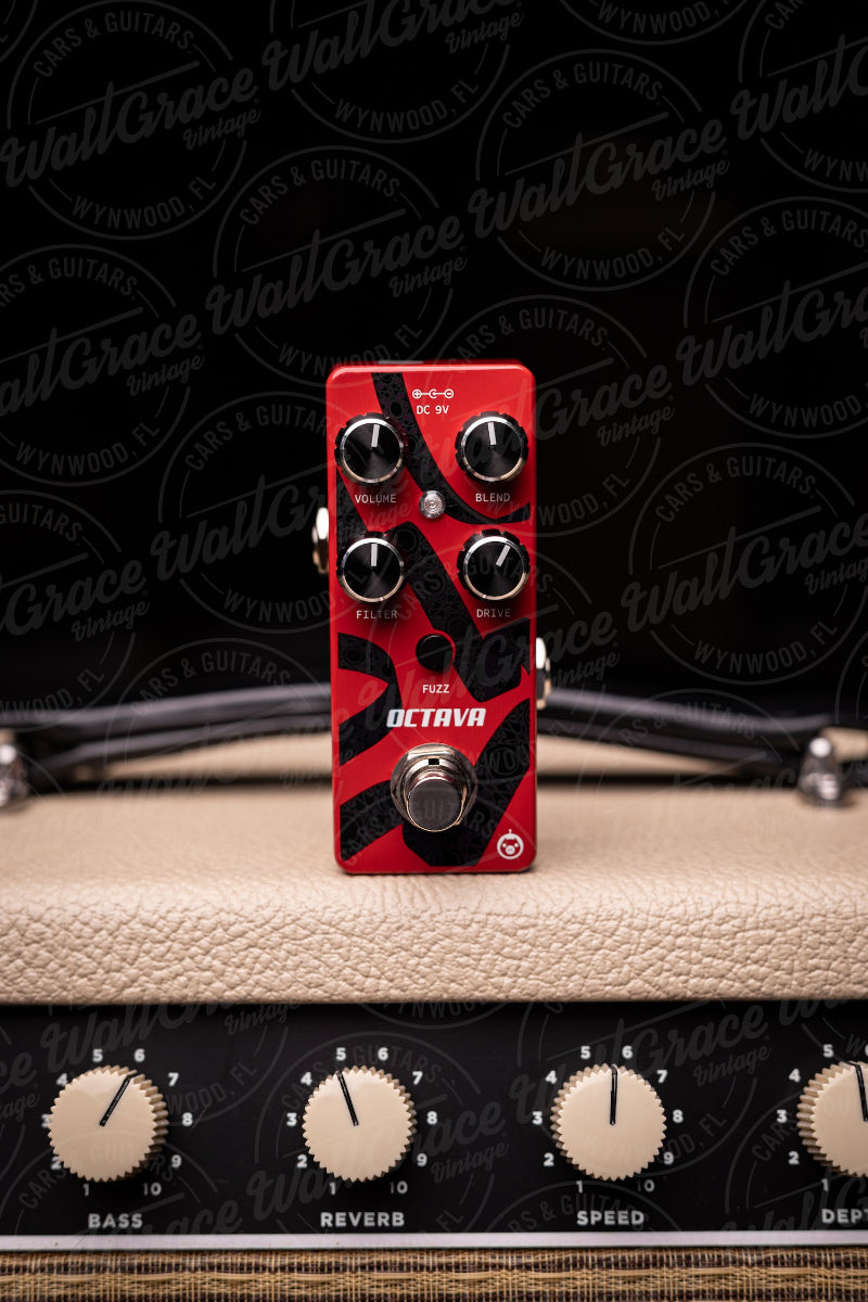 Pigtronix Octava Micro Analog Octave Fuzz Pedal