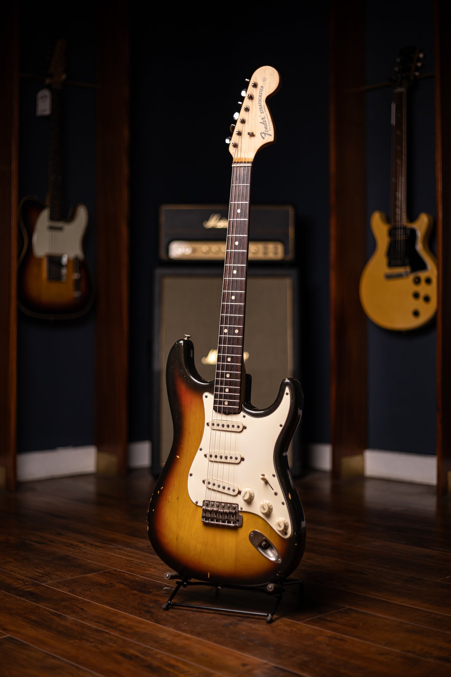 1969 Fender Stratocaster Electric Guitar - Sunburst