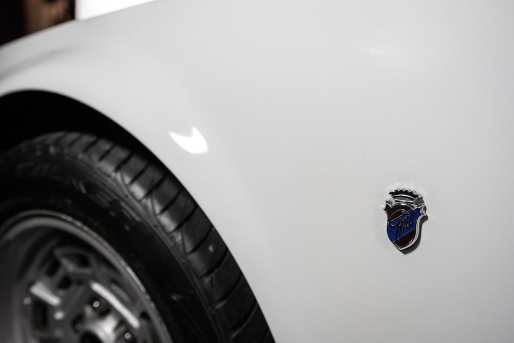 1972 DeTomaso Pantera - White | SOLD