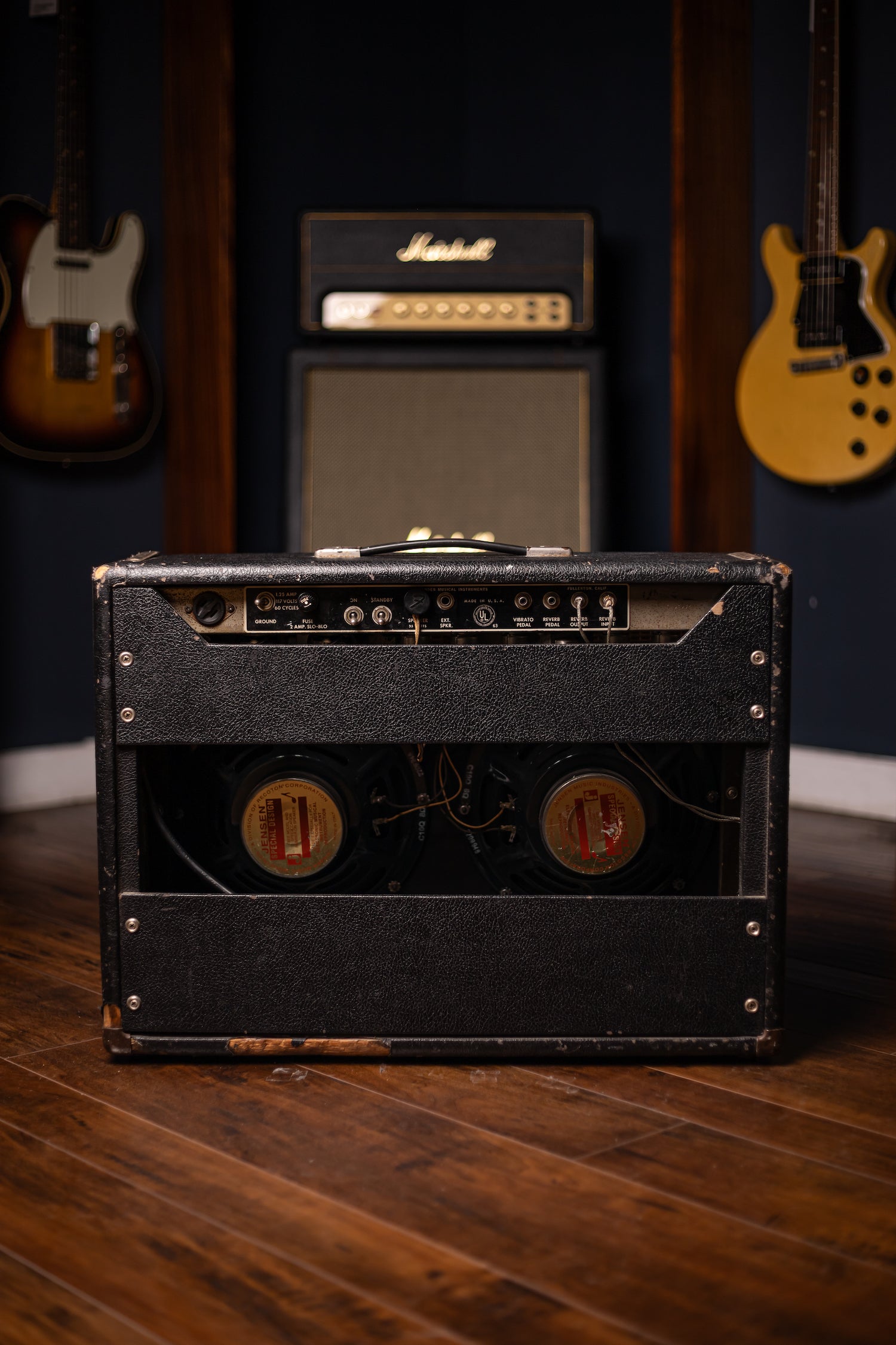 1966 Fender Vibrolux Reverb Amplifier