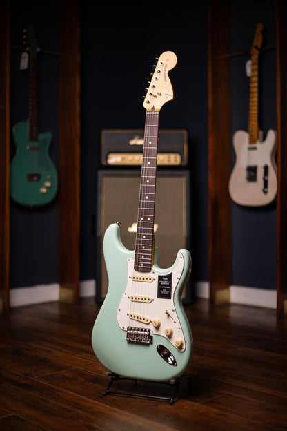 Fender Vintera II '70s Stratocaster Electric Guitar - Surf Green