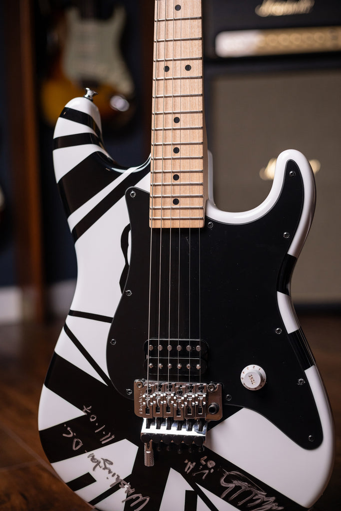 2007 EVH Striped Washington DC - White, Black