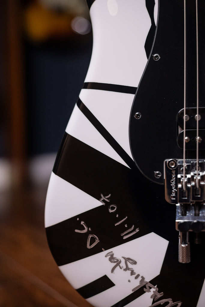 2007 EVH Striped Washington DC - White, Black