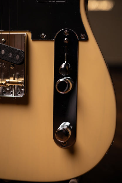 Fender Vintera II '50s Nocaster Electric Guitar - Blackguard Blonde