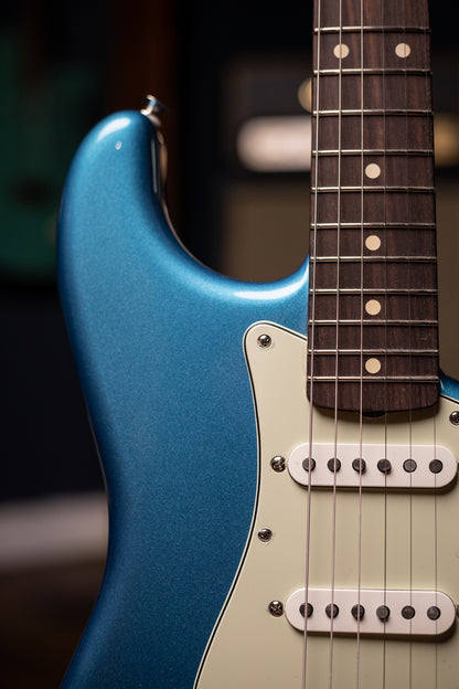 Fender Vintera II '60s Stratocaster Electric Guitar - Lake Placid Blue