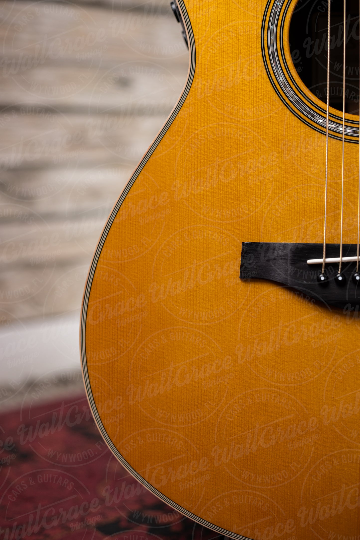 Yamaha LS-TA TransAcoustic Acoustic-Electric Dreadnought Guitar - Vintage Tint