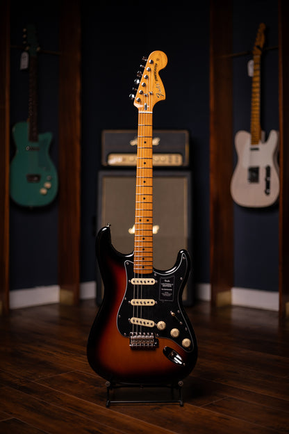 Fender Vintera II '70s Stratocaster Electric Guitar - 3-Tone Sunburst