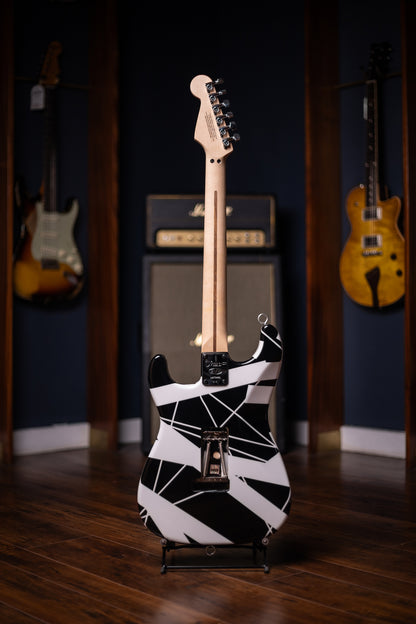 2012 EVH Striped Detroit - White, Black