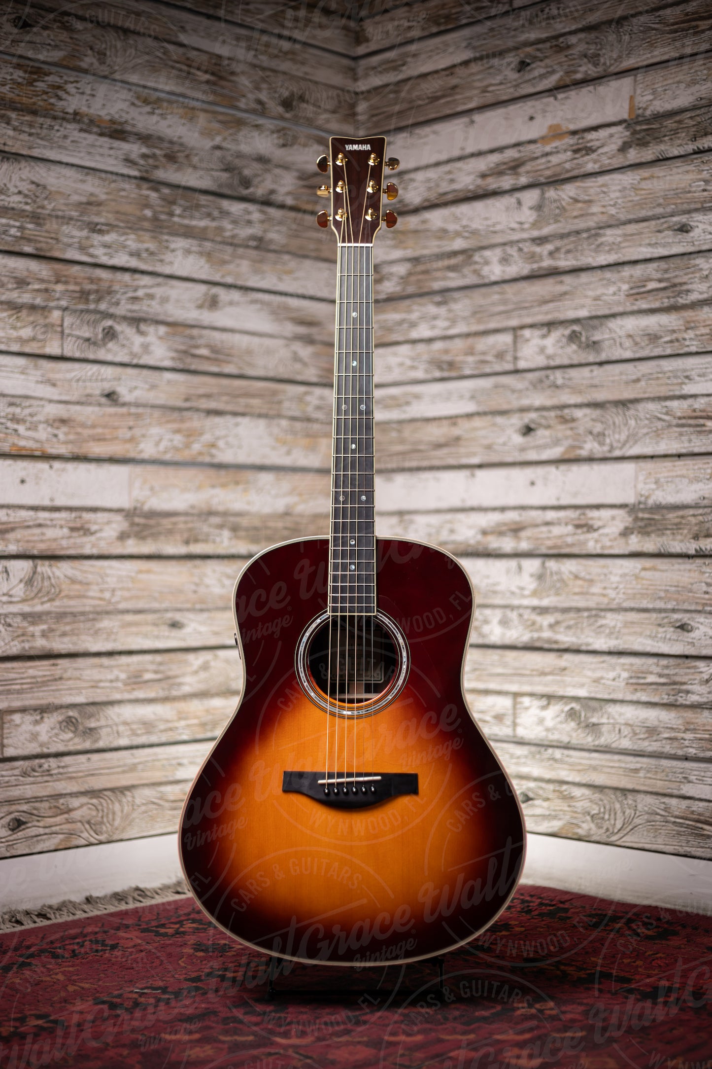 Yamaha LL-TA TransAcoustic Acoustic-Electric Dreadnought Guitar - Brown Sunburst