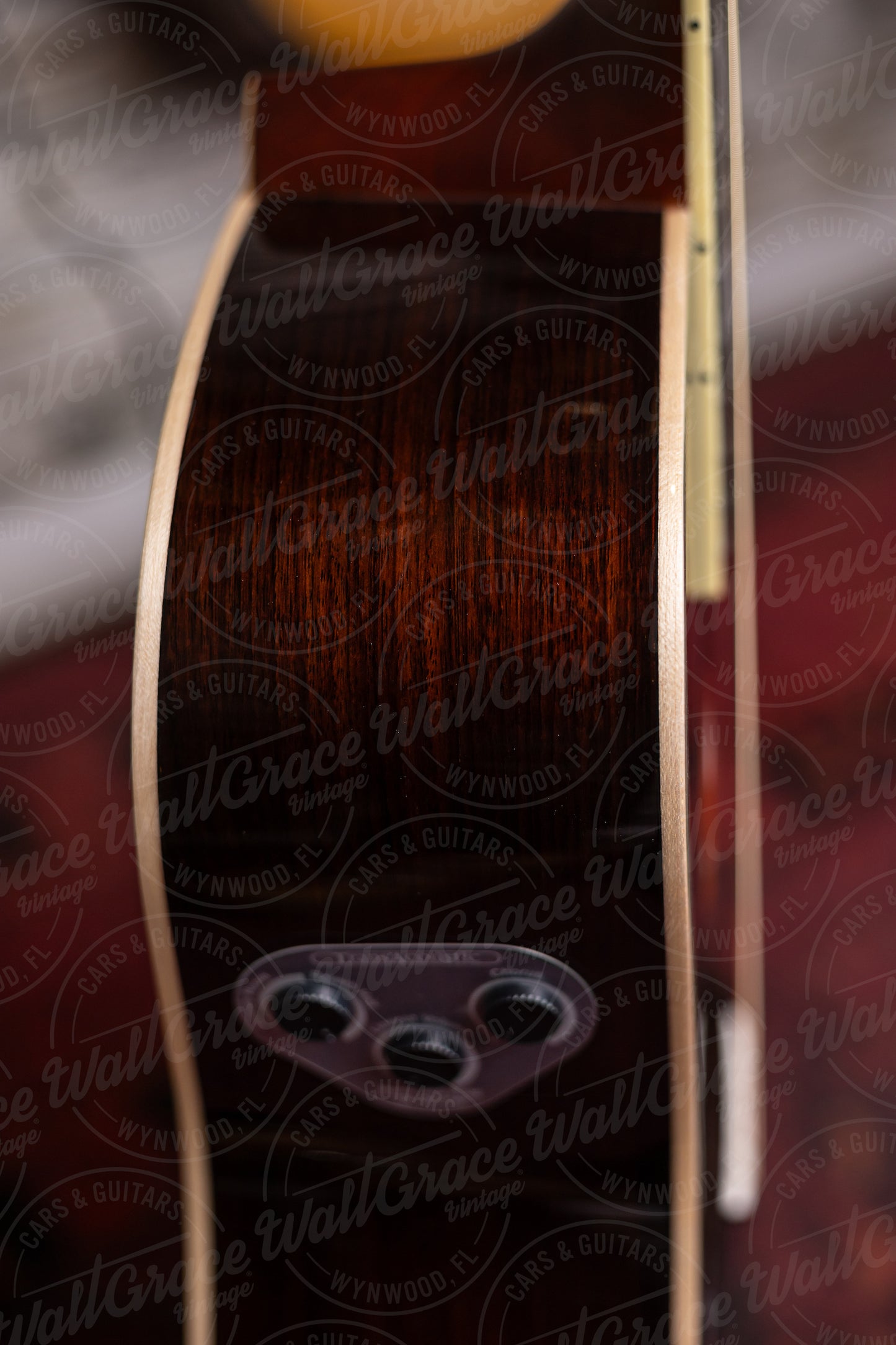 Yamaha LL-TA TransAcoustic Acoustic-Electric Dreadnought Guitar - Brown Sunburst