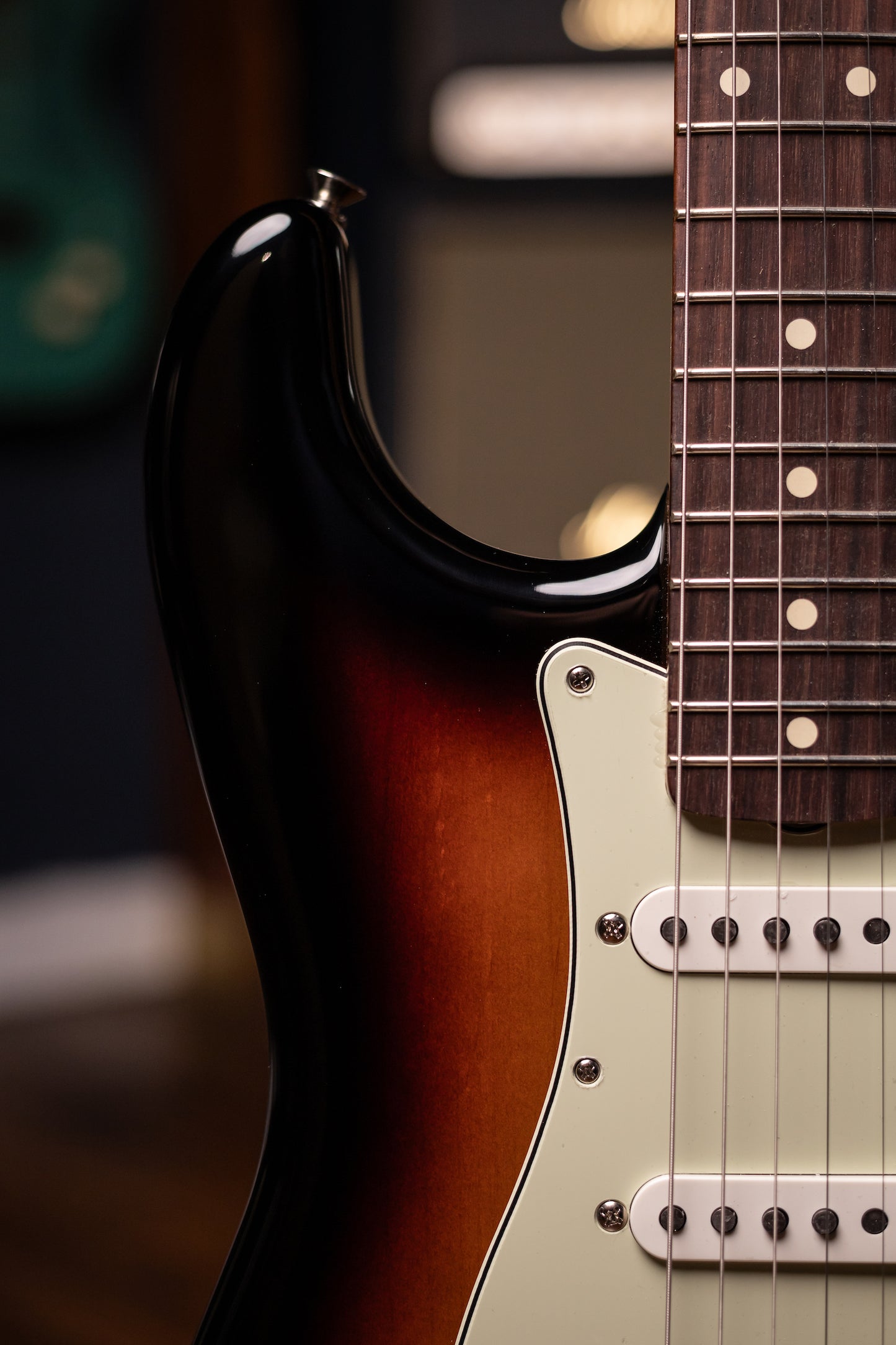 Fender Vintera II '60s Stratocaster Electric Guitar - 3-Tone Sunburst