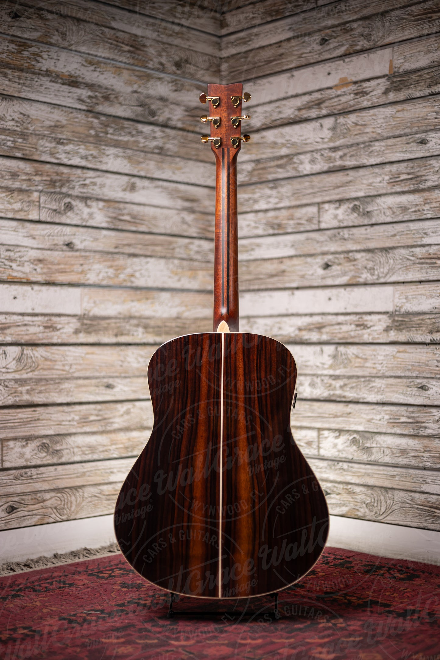 Yamaha LL-TA TransAcoustic Acoustic-Electric Dreadnought Guitar - Brown Sunburst
