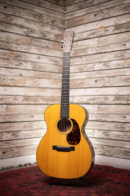 2008 Martin 000-18  Golden Era 1937  Acoustic Guitar - Natural