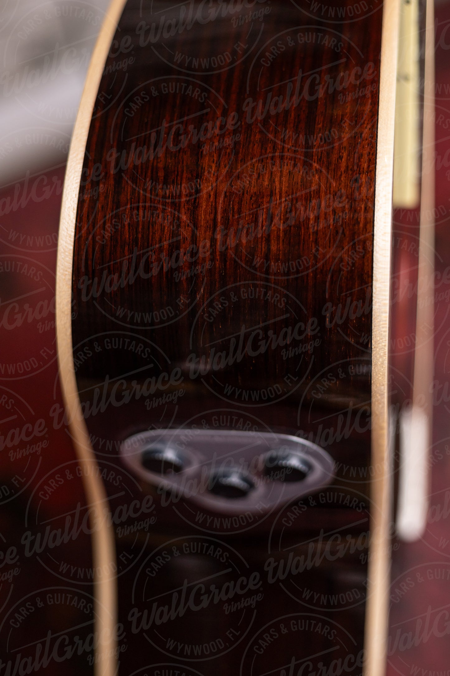 Yamaha LL-TA TransAcoustic Acoustic-Electric Dreadnought Guitar - Brown Sunburst