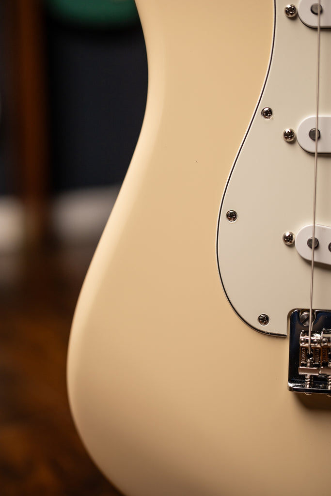 Fender Limited Edition Player II Stratocaster Electric Guitar - Olympic White