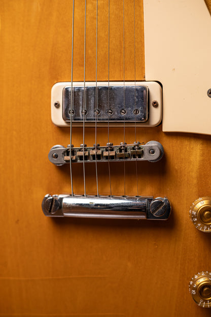 1977 Gibson Les Paul Deluxe Electric Guitar - Natural