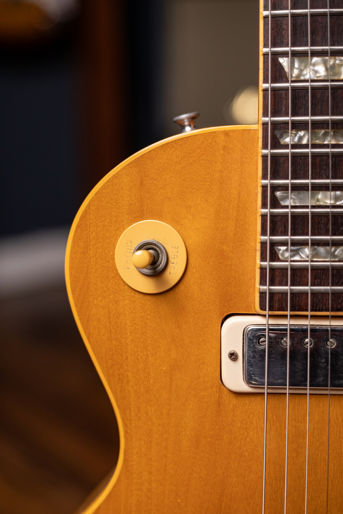 1977 Gibson Les Paul Deluxe Electric Guitar - Natural