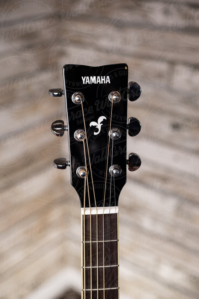 Yamaha FG-TA TransAcoustic Dreadnought Guitar - Black