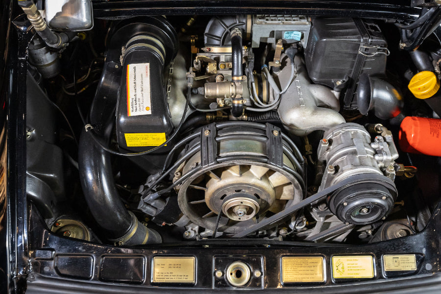 1986 Porsche 911 Carrera Targa - Black