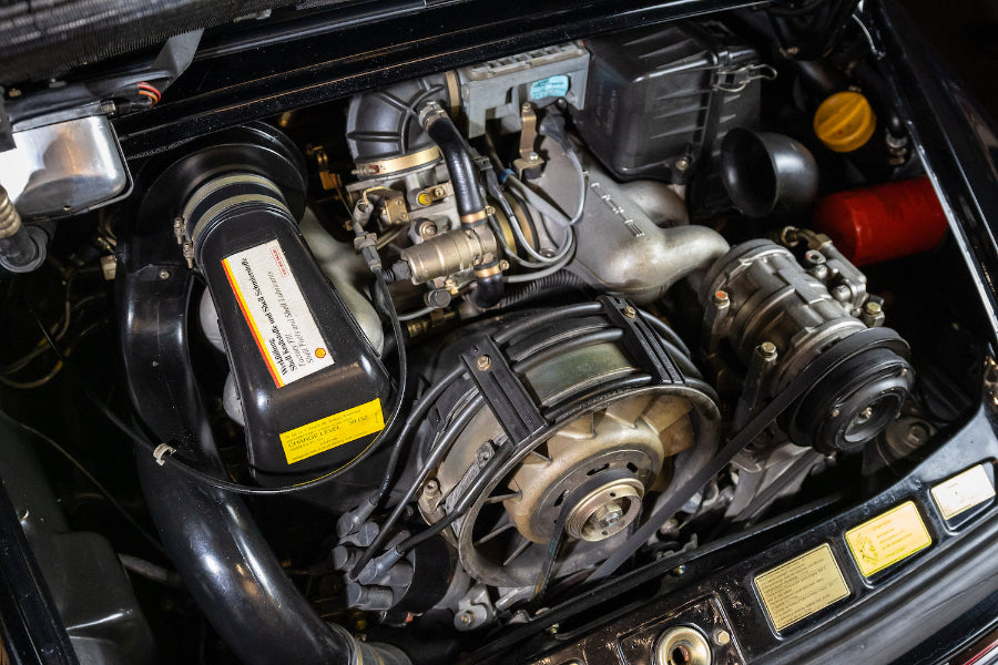 1986 Porsche 911 Carrera Targa - Black