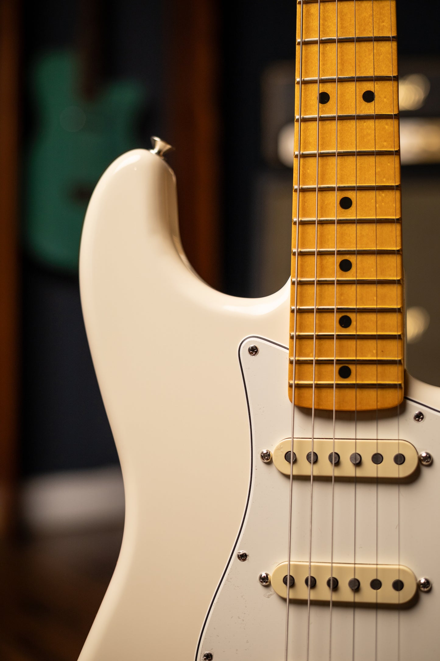 Fender Limited Edition American Vintage II 1973 Stratocaster Electric Guitar - Olympic White