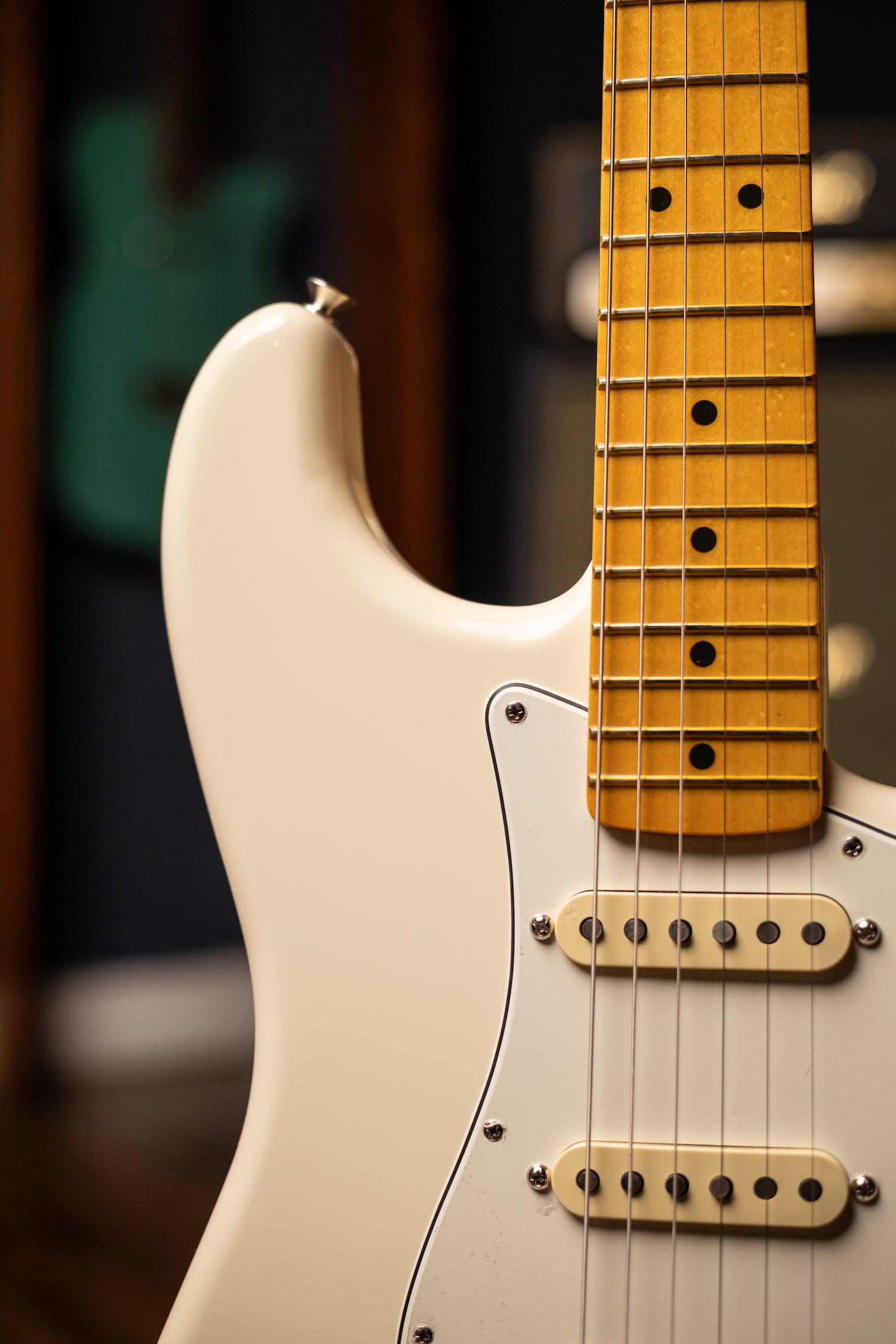 Fender Limited Edition American Vintage II 1973 Stratocaster Electric Guitar - Olympic White
