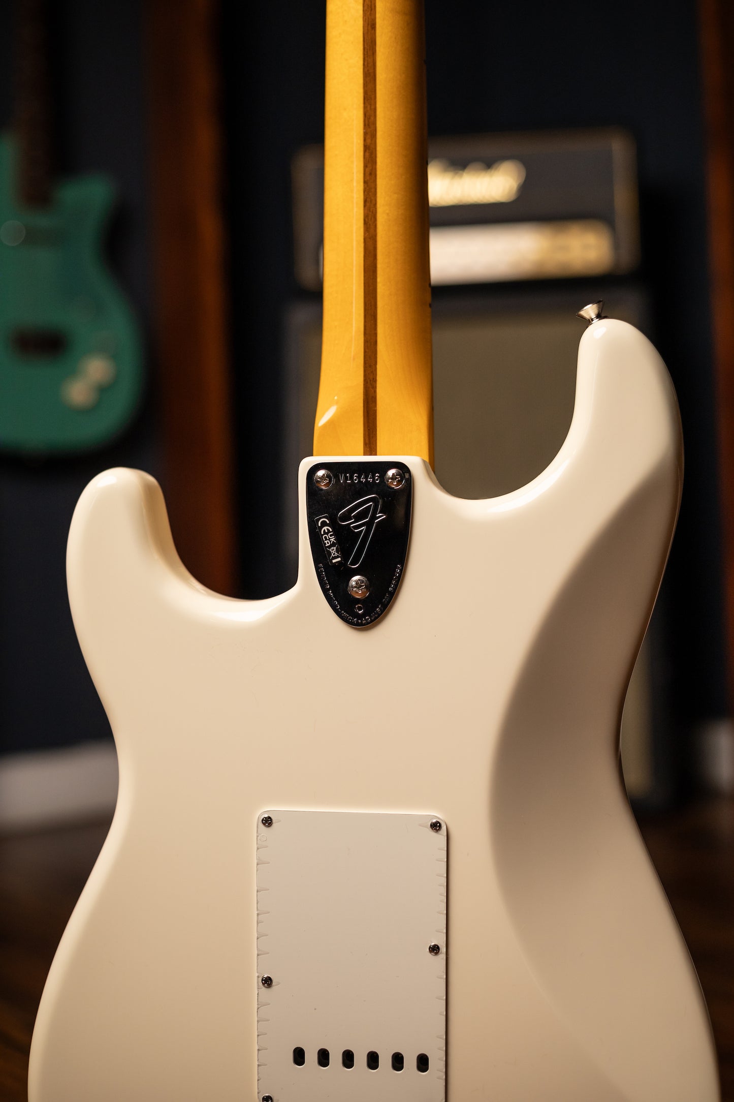 Fender Limited Edition American Vintage II 1973 Stratocaster Electric Guitar - Olympic White