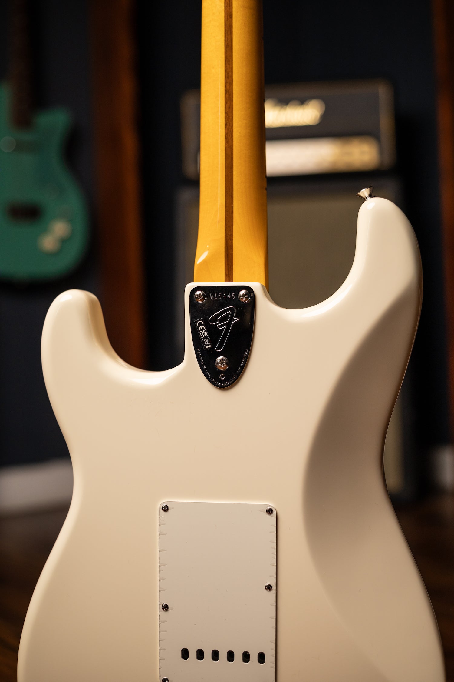 Fender Limited Edition American Vintage II 1973 Stratocaster Electric Guitar - Olympic White