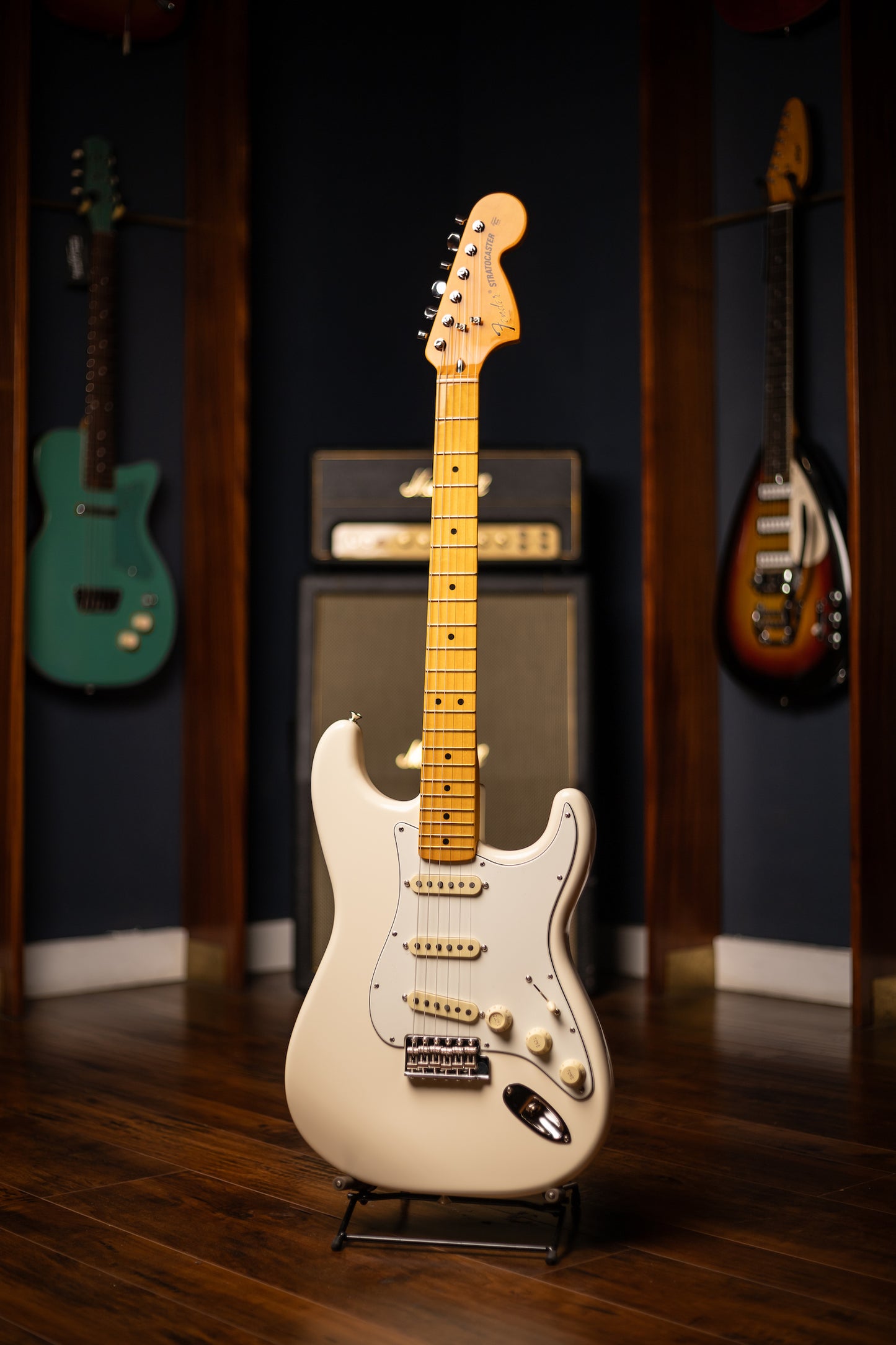 Fender Limited Edition American Vintage II 1973 Stratocaster Electric Guitar - Olympic White