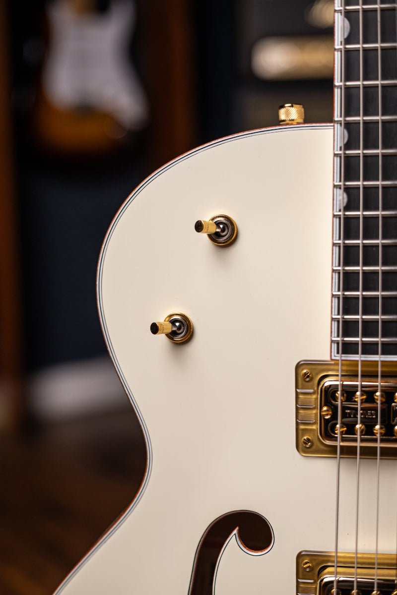 Gretsch G6136T-59 Vintage Select Edition '59 Falcon Hollow Body with Bigsby TV Jones Electric Guitar - Vintage White