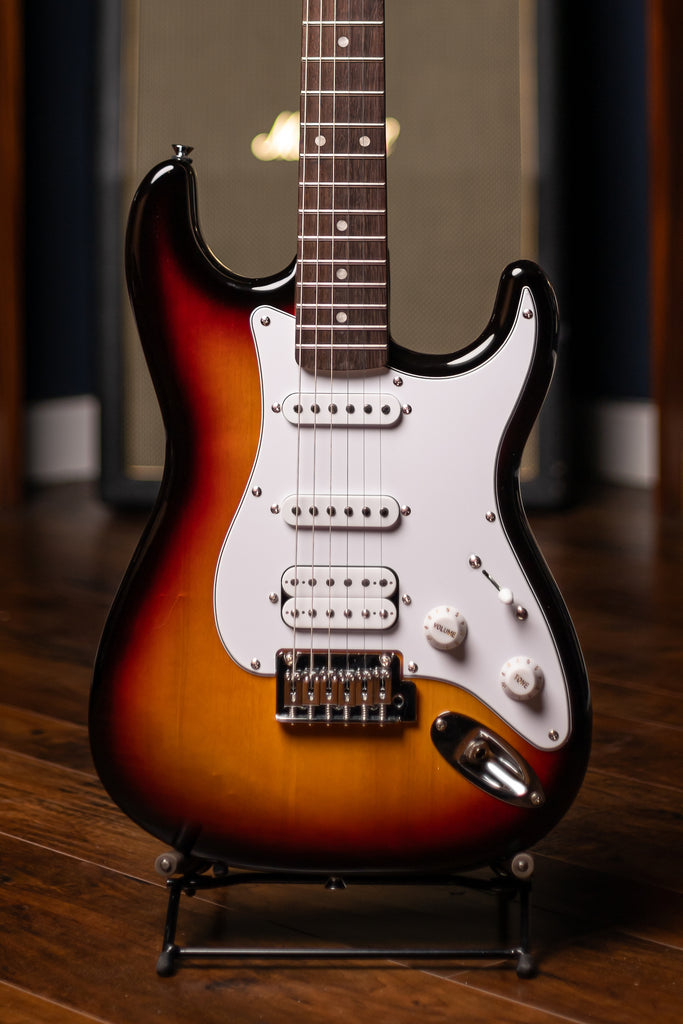 Squier Affinty Stratocaster JR HSS Electric Guitar - 3-Tone Sunburst