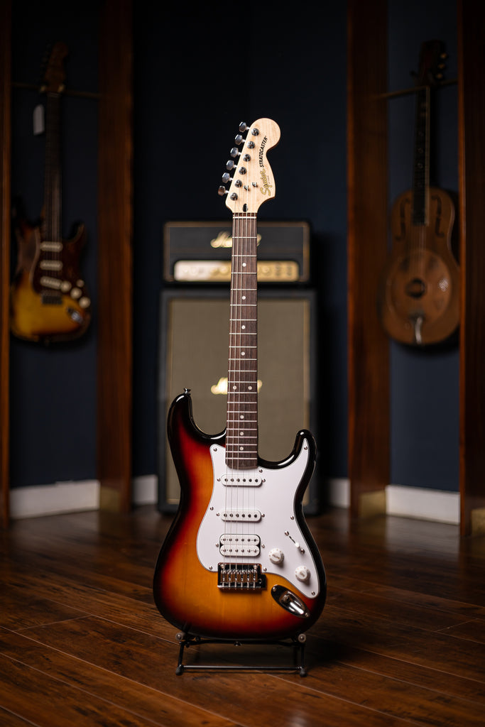 Squier Affinty Stratocaster JR HSS Electric Guitar - 3-Tone Sunburst