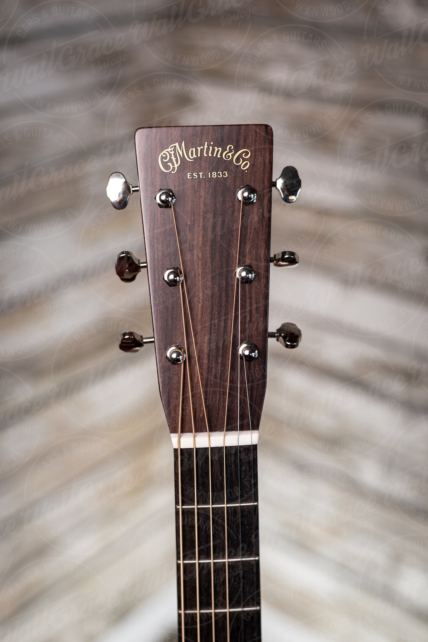 Martin OM-28 Acoustic Guitar - Natural