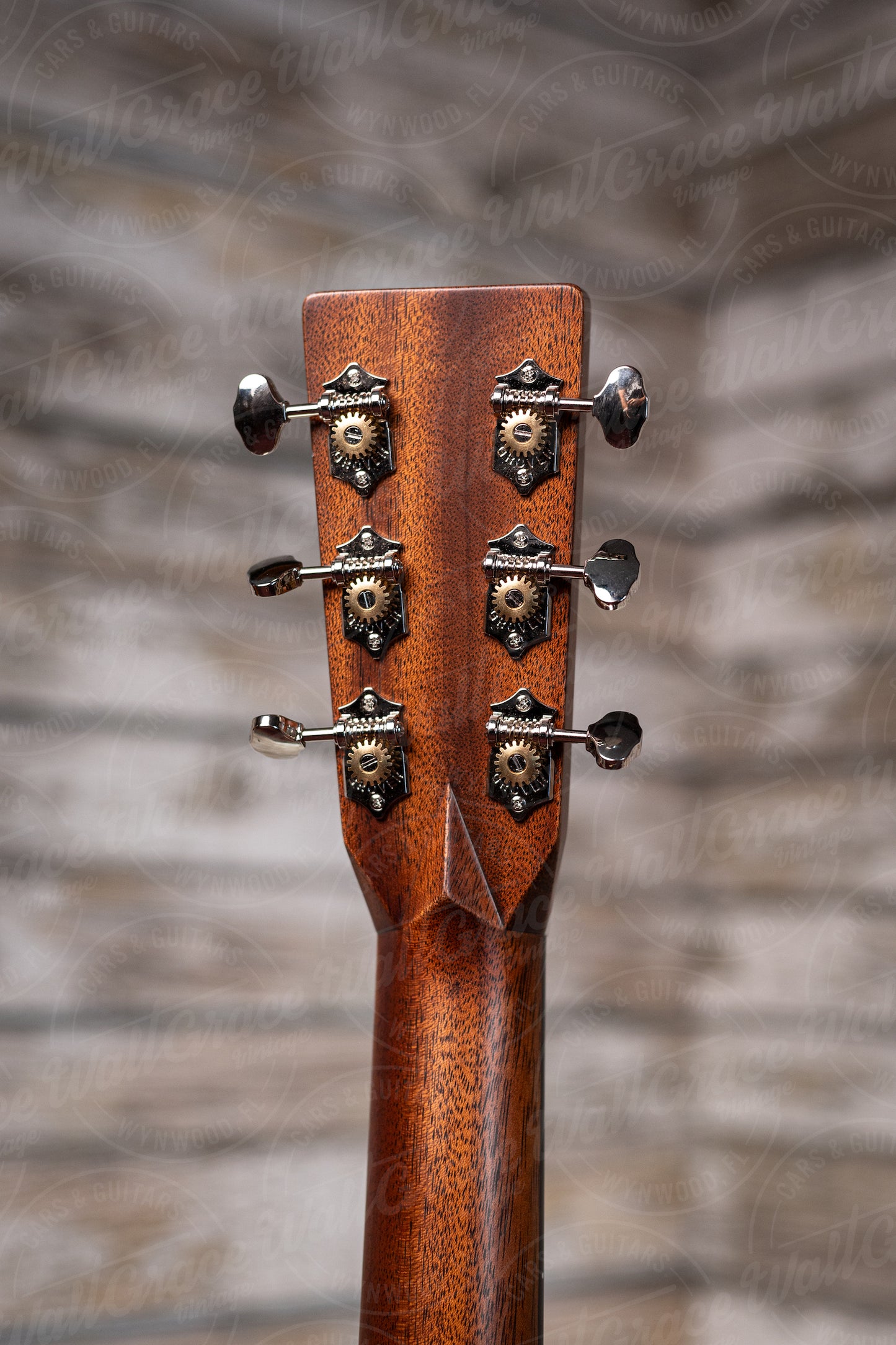 Martin OM-28 Acoustic Guitar - Natural