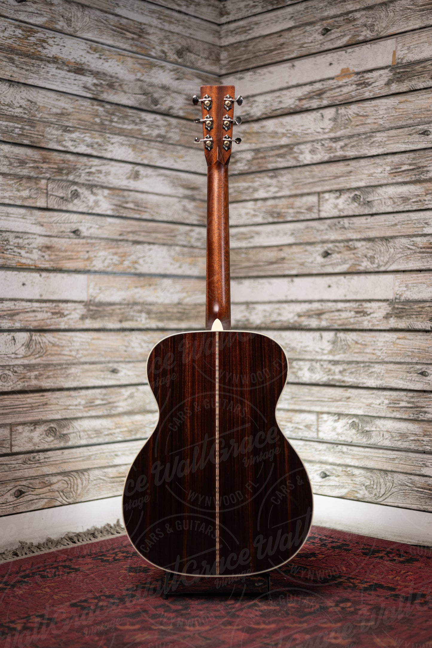 Martin OM-28 Acoustic Guitar - Natural