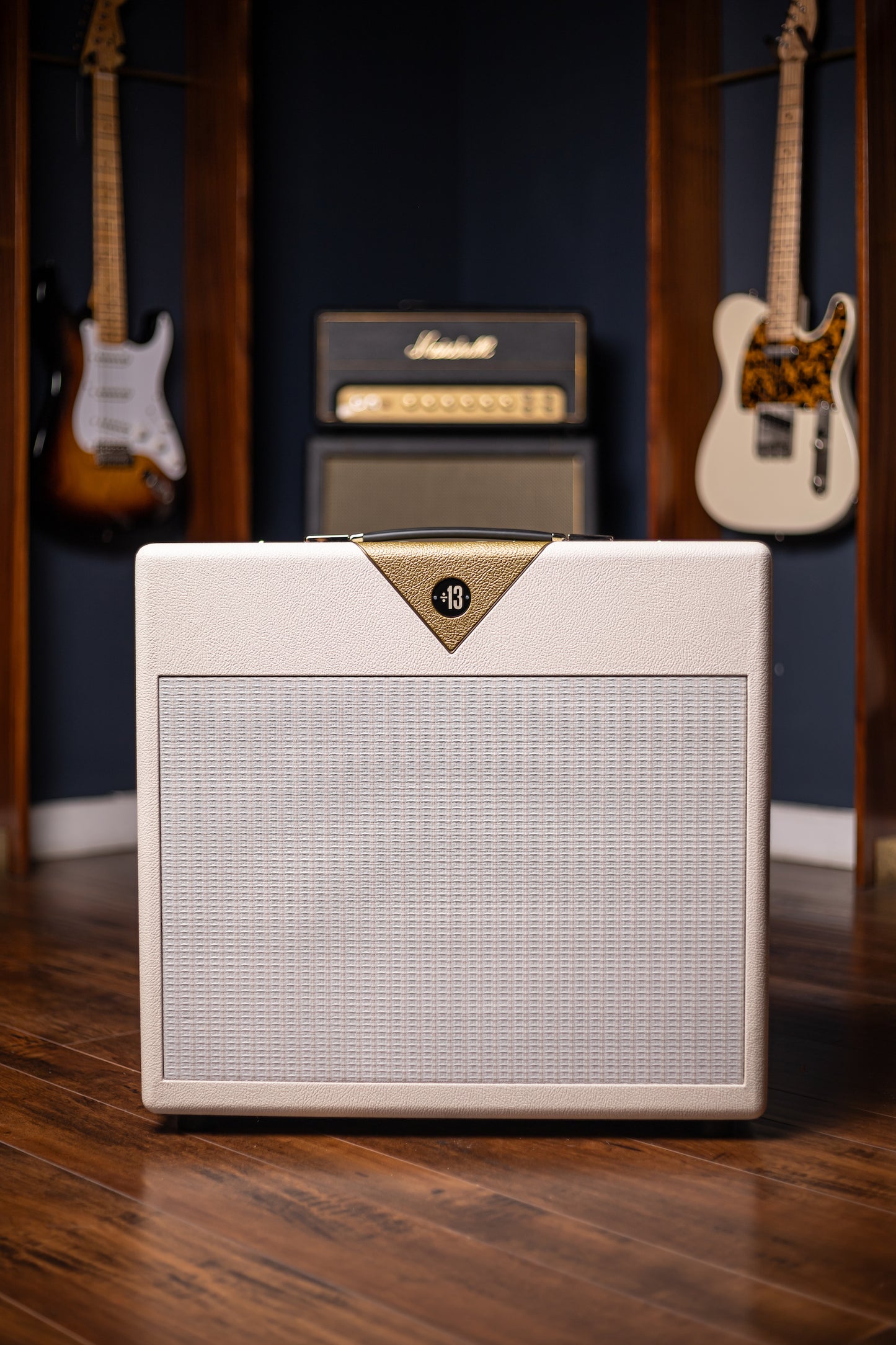 IN-STOCK! - Divided By 13 JTR 9/15 Combo Amp - Ivory Bronco