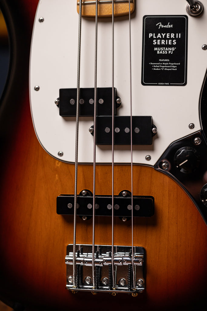 Fender Player II Mustang PJ Bass - 3-Tone Sunburst