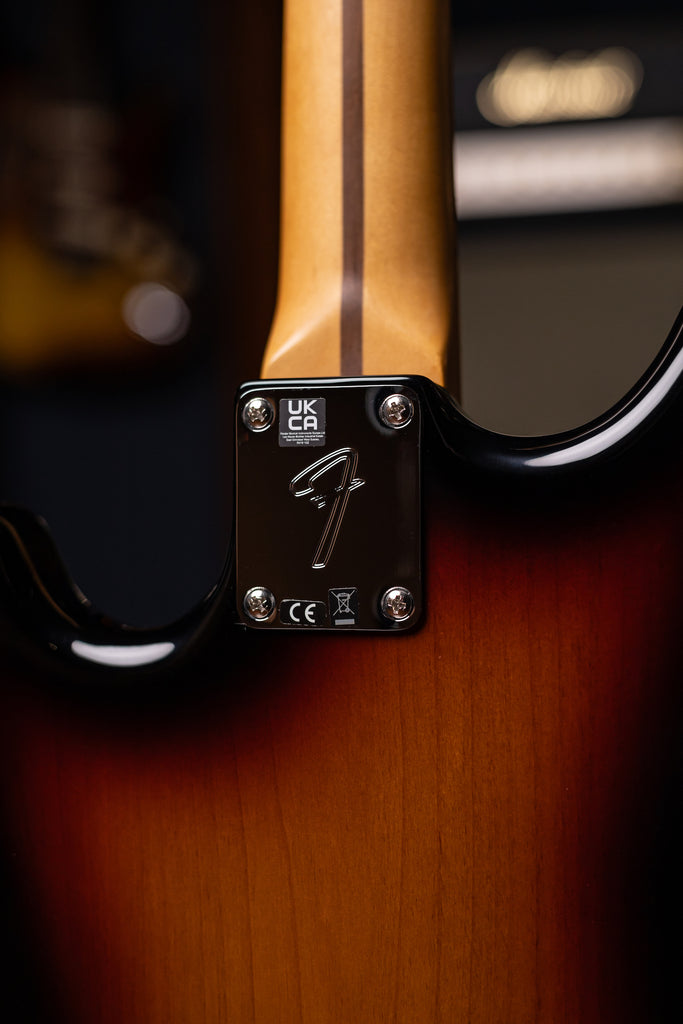 Fender Player II Mustang PJ Bass - 3-Tone Sunburst