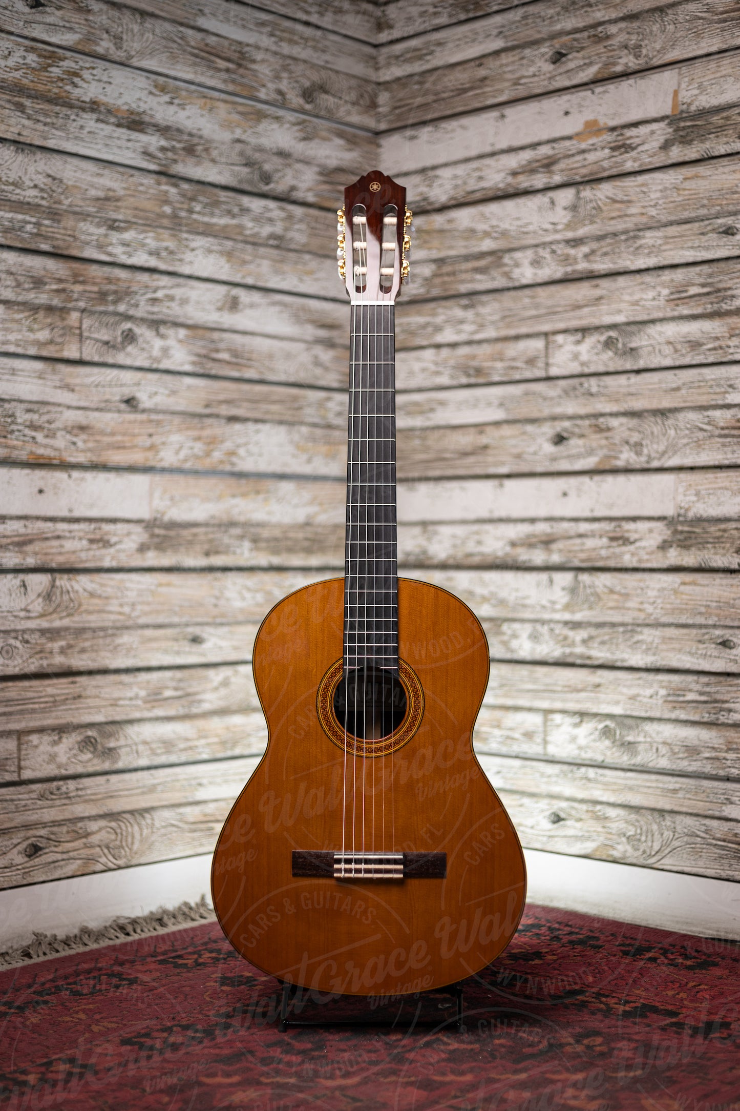 Yamaha GC182C Classical Guitar - Natural