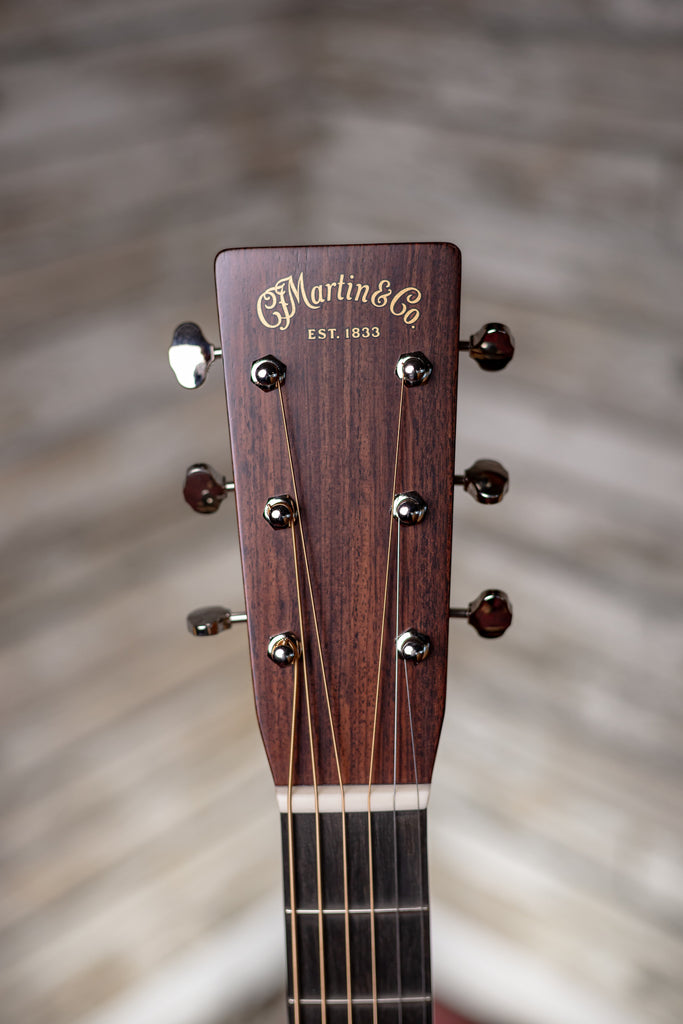 Martin OM-28 Acoustic Guitar - Sunburst