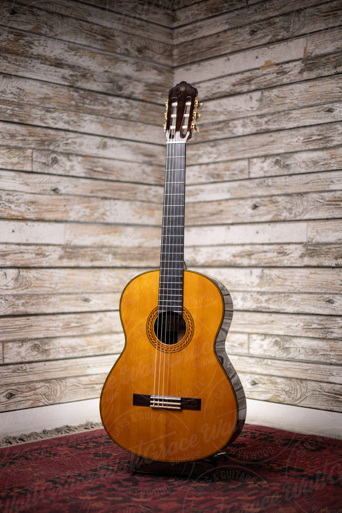 Yamaha CG192C Classical Guitar - Natural