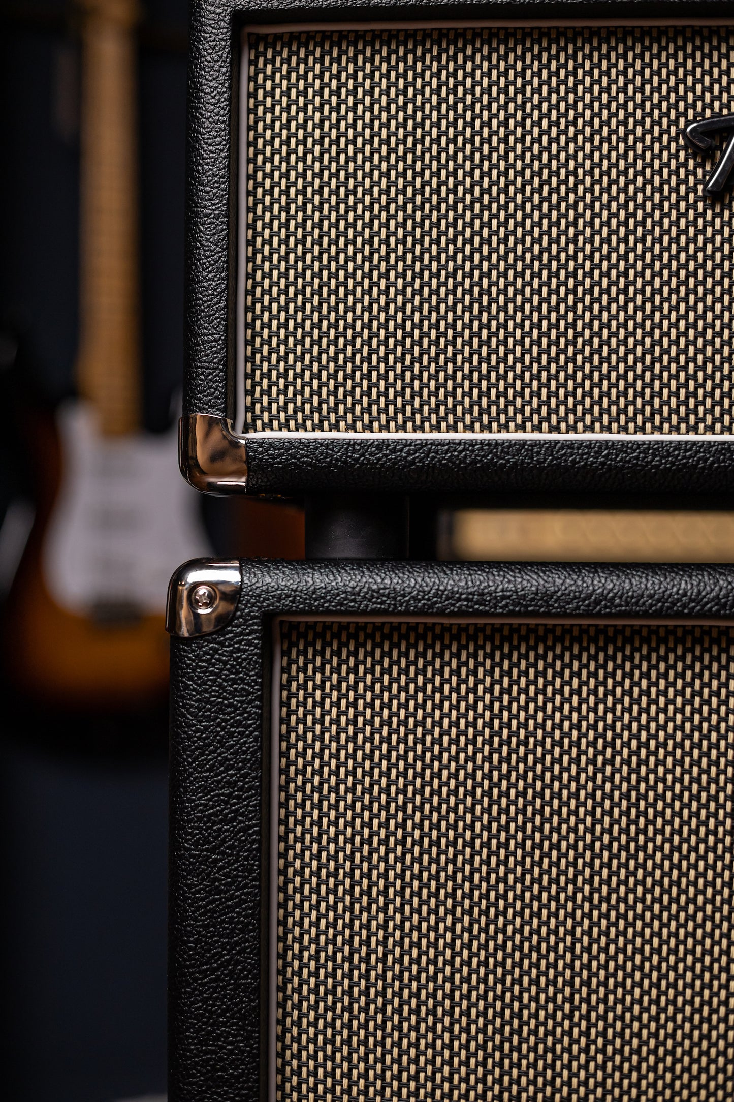 PRE-ORDER | Two-Rock Bloomfield Drive 100/50w Tube Head and Cabinet - Black Bronco Tolex, Salt & Pepper Grill Cloth, Silver Skirt Knobs, White Piping