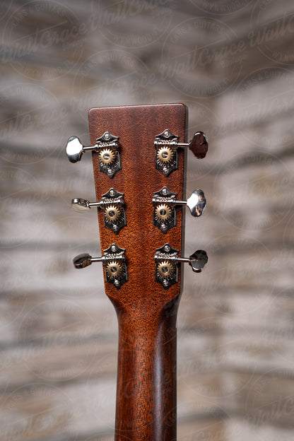 Martin D-18 Acoustic Guitar - Natural